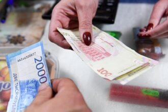 рубль гривна